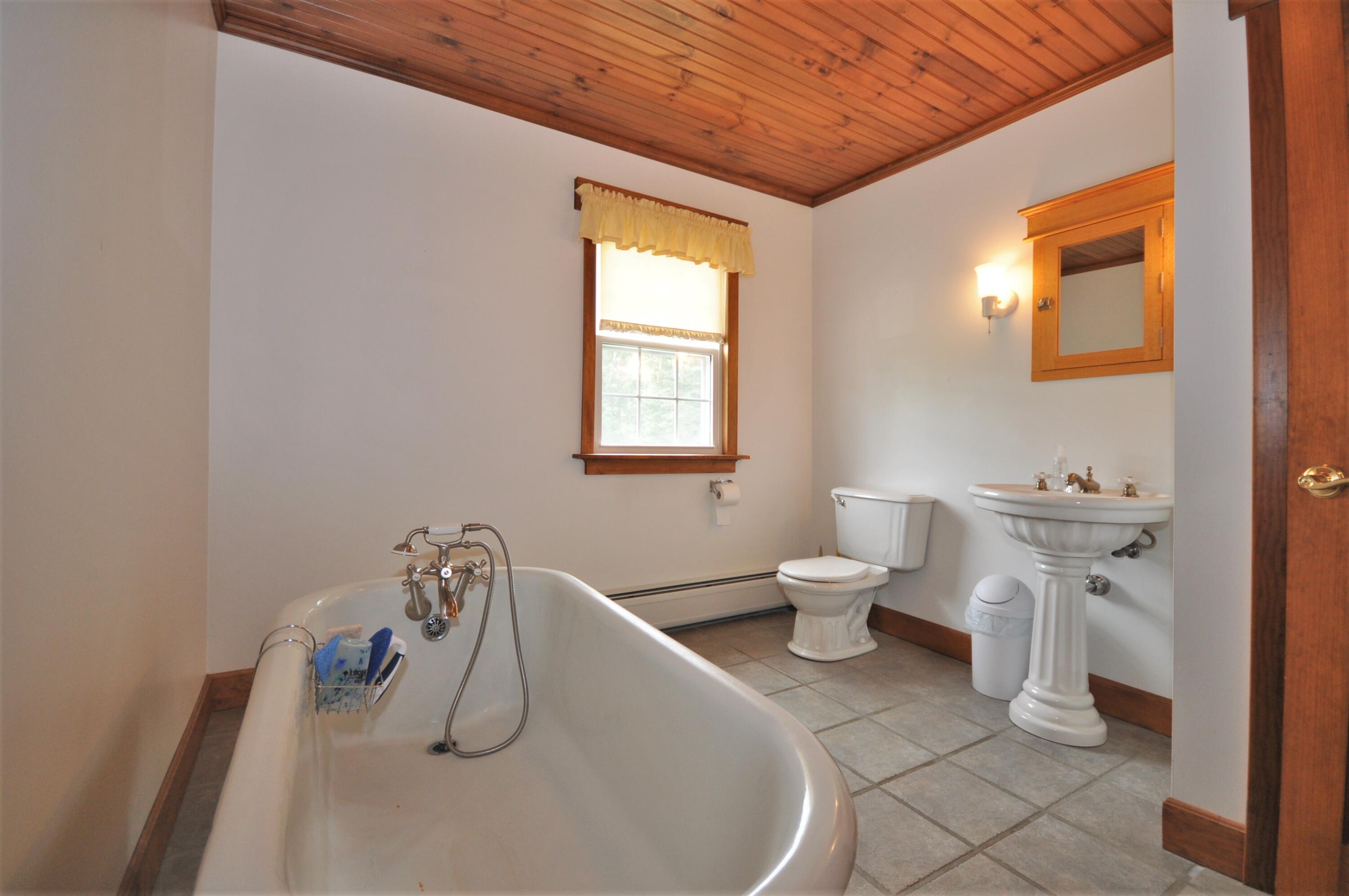 850 Fuller Road Hermon, ME 04401 - Photo 22 of 47 DSC_0592
