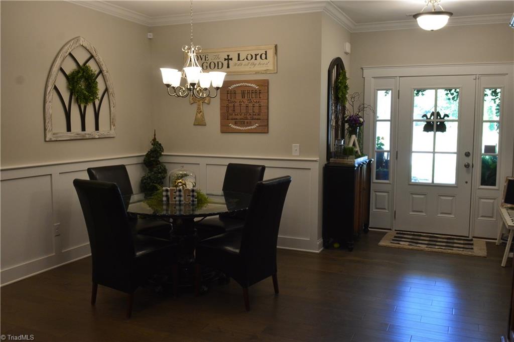 3957 Amber Meadows Road High Point, NC 27265 - Photo 5 of 21