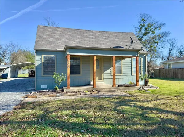 $164,900 | 708 North Us Highway, Celeste, TX 75423