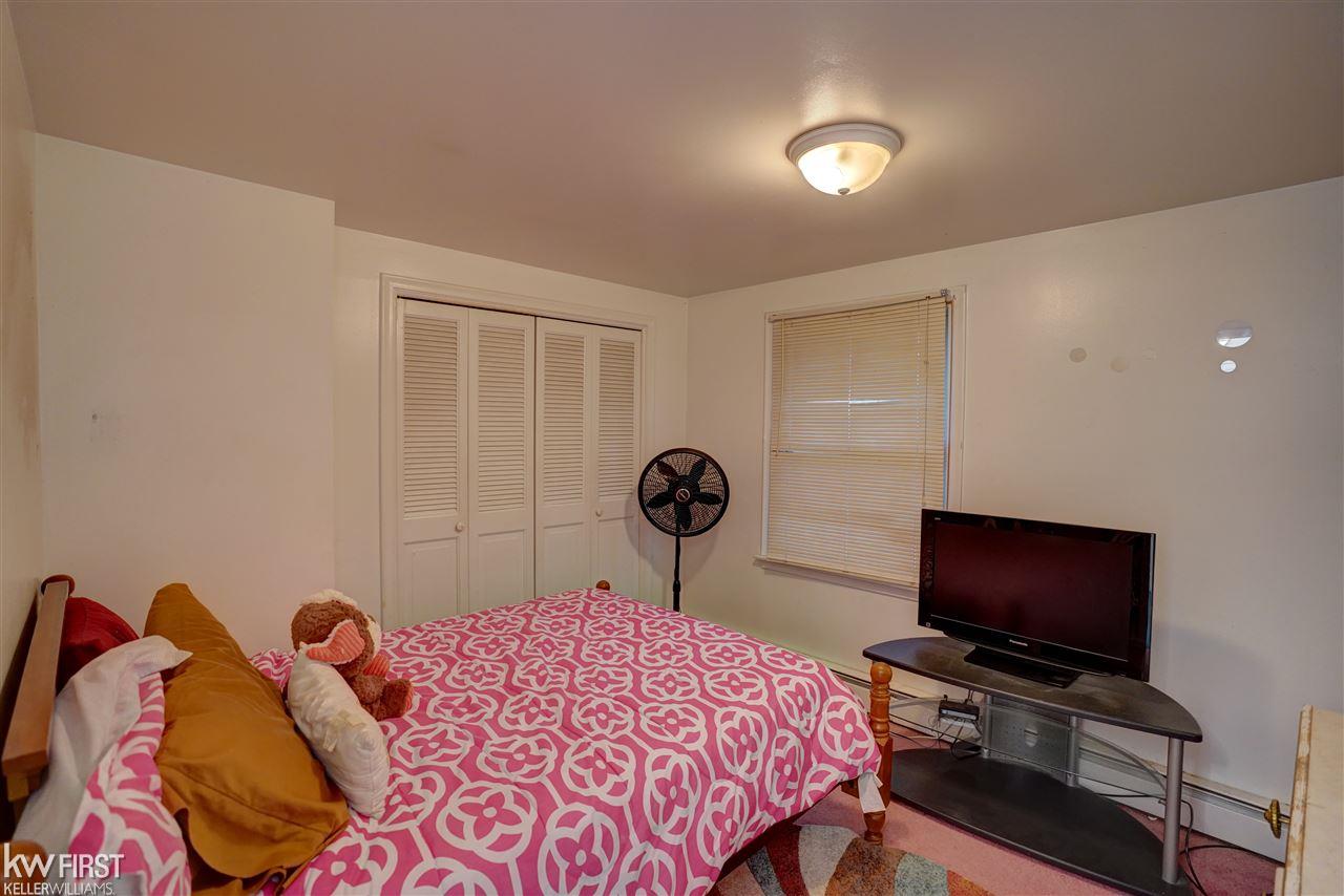 3308 Old Farm Road Flint, MI 48507 - Photo 44 of 47 50026228-43.JPG
