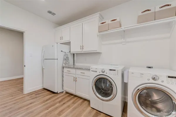 $610,000 | 1044 Encino Court, Wills Point, TX 75169