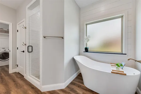 $610,000 | 1044 Encino Court, Wills Point, TX 75169