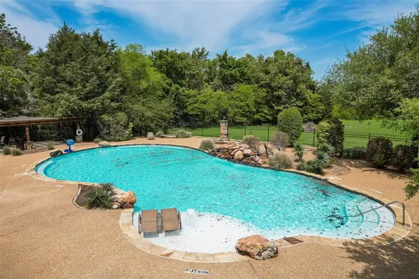 $610,000 | 1044 Encino Court, Wills Point, TX 75169