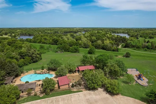 $610,000 | 1044 Encino Court, Wills Point, TX 75169