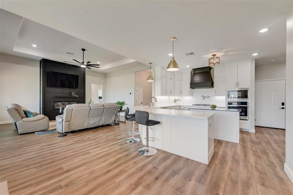 1044 Encino Court Wills Point, TX 75169 - Photo 5 of 35