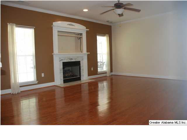 656 Wynlake Cove Alabaster, AL 35007 - Photo 5 of 28