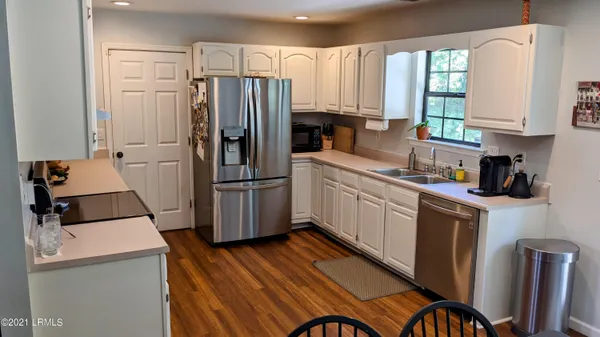 $2,200 | 2025 Stone Marten Drive, Beaufort, SC 29902
