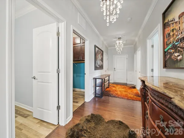 a very nice looking room with a large mirror