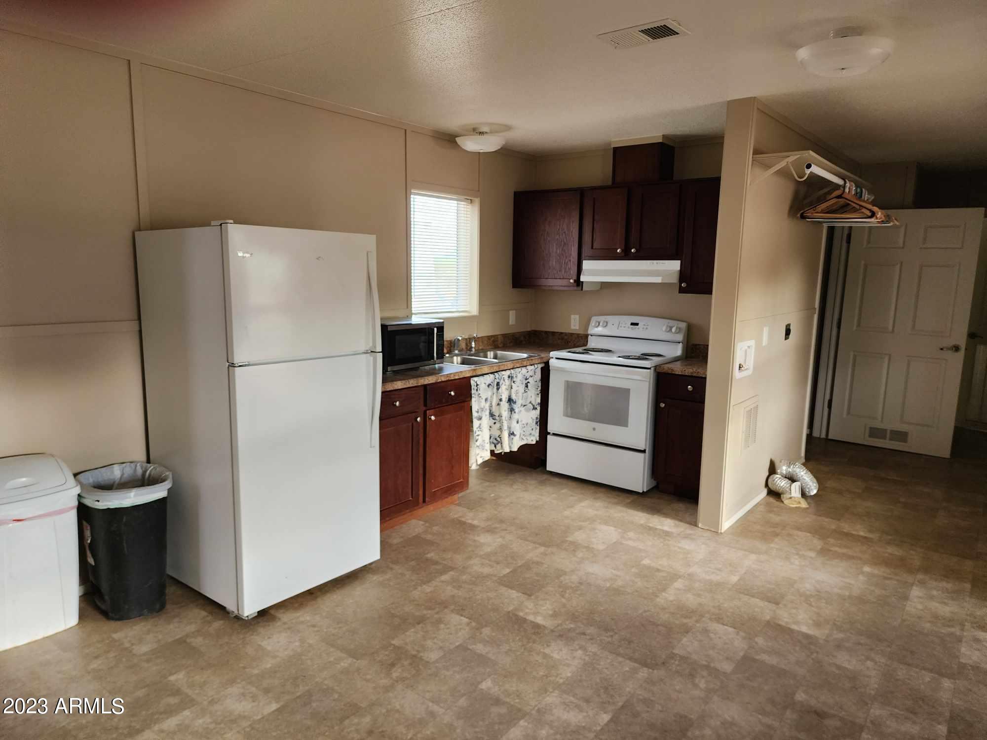 337 South Hidden Valley Road Maricopa, AZ 85139 - Photo 23 of 32 14