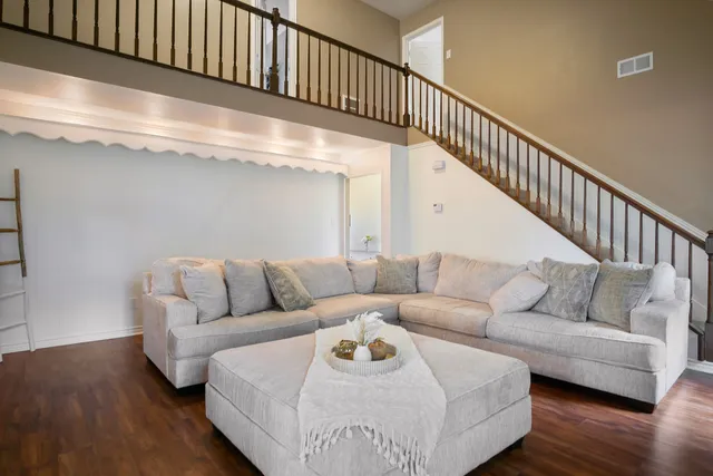 $2,500 | 706 Yale Lane, Deer Park, TX 77536