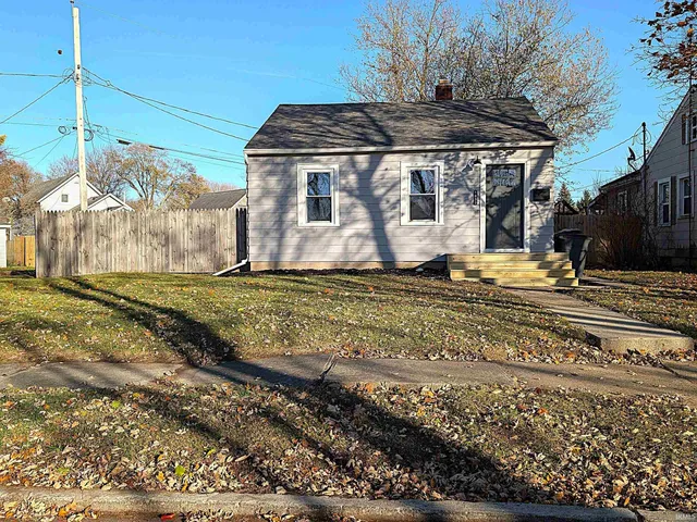 $125,900 | 1032 Central Avenue, Decatur, IN 46733