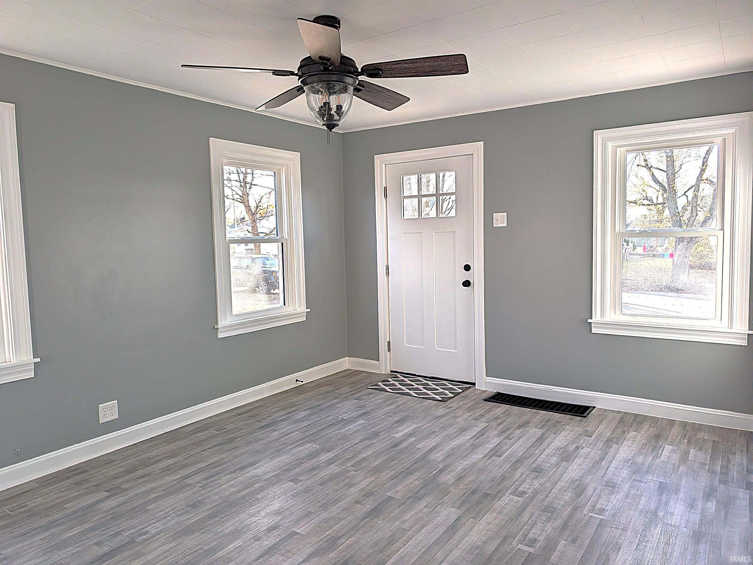 1032 Central Avenue Decatur, IN 46733 - Photo 12 of 36