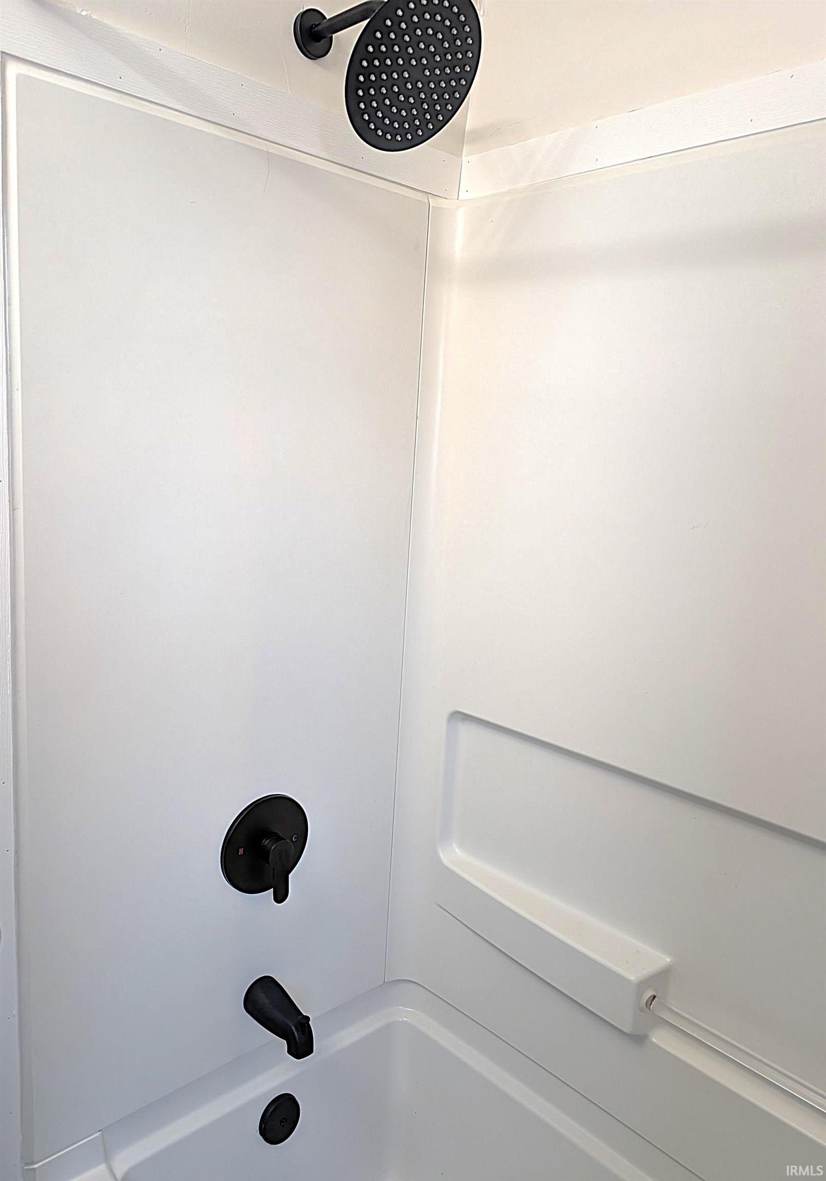 1032 Central Avenue Decatur, IN 46733 - Photo 20 of 36