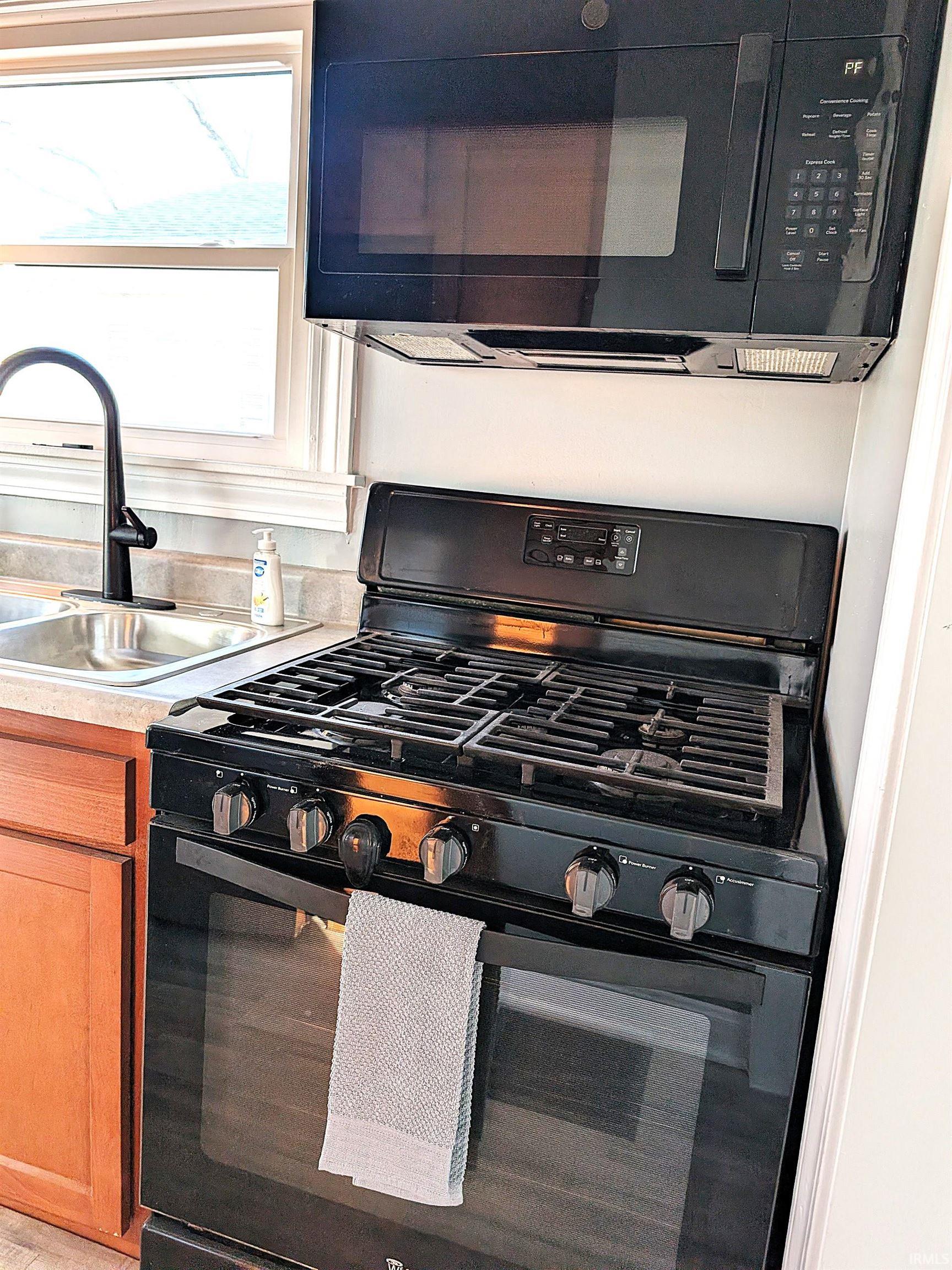 1032 Central Avenue Decatur, IN 46733 - Photo 26 of 36