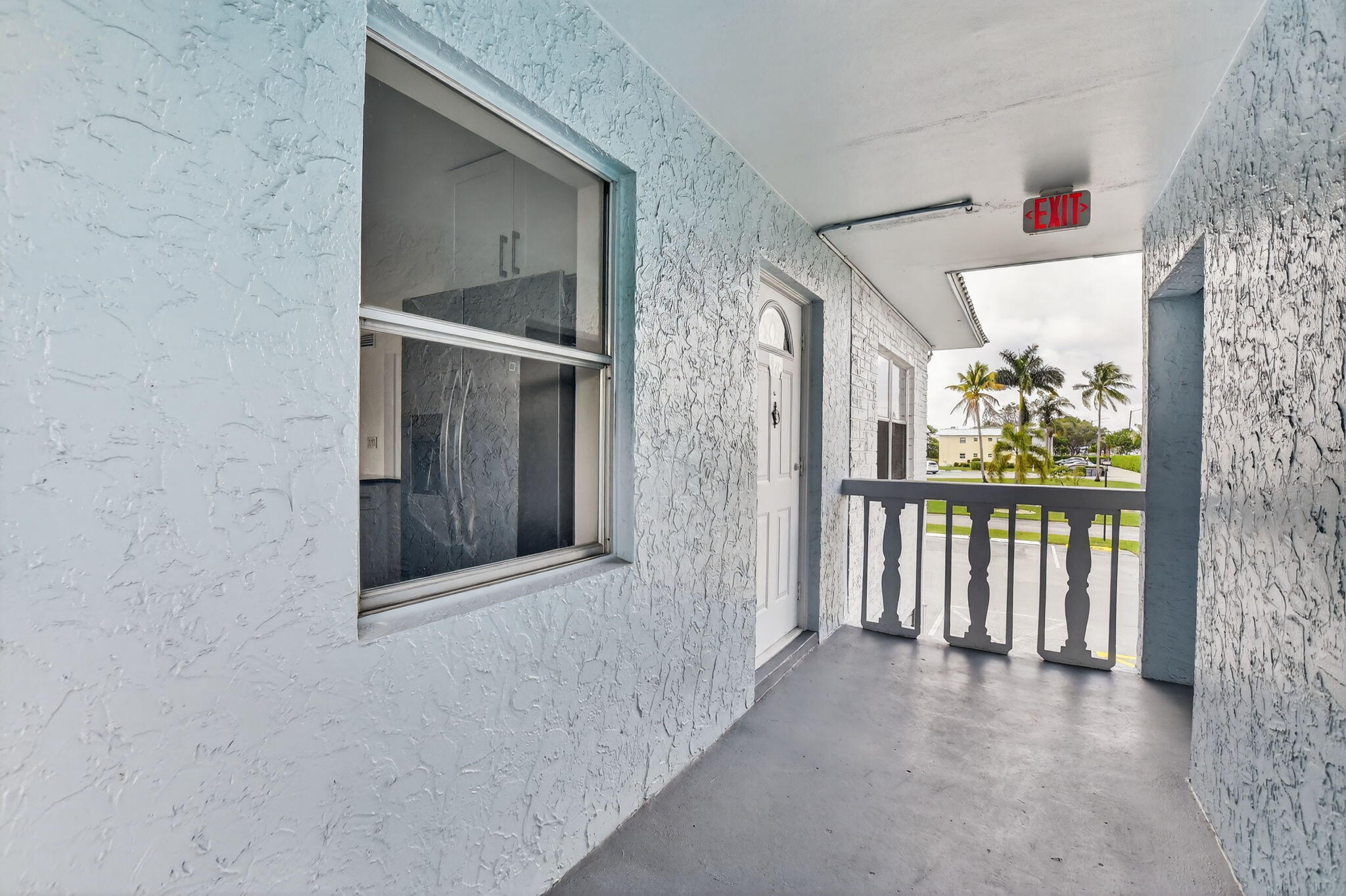 9780 Marina Boulevard, Unit 425 Boca Raton, FL 33428 - Photo 2 of 32 2-web-or-mls-DSC_5431