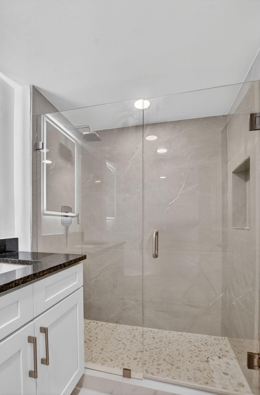 9780 Marina Boulevard, Unit 425 Boca Raton, FL 33428 - Photo 23 of 32 23-web-or-mls-DSC_5385