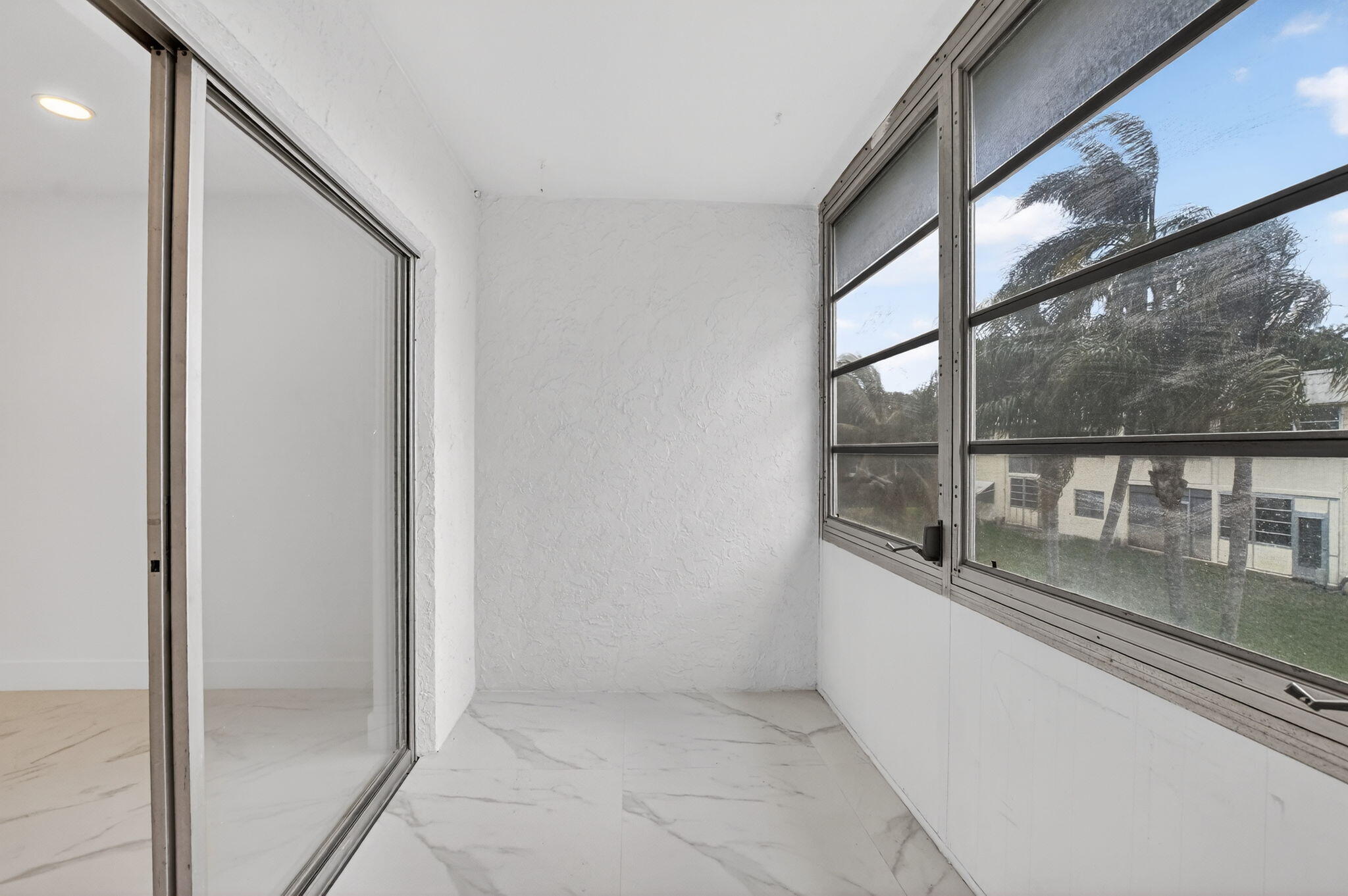 9780 Marina Boulevard, Unit 425 Boca Raton, FL 33428 - Photo 30 of 32 30-web-or-mls-DSC_5420