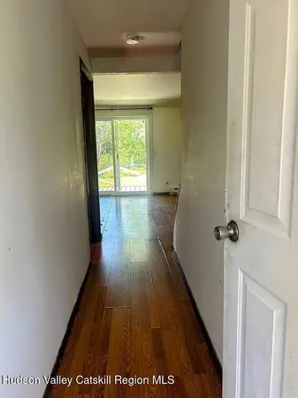 $1,500 | 1227 Highway 9, Hudson, NY 12534