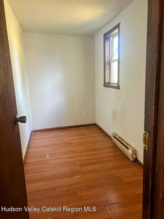 $1,500 | 1227 Highway 9, Hudson, NY 12534