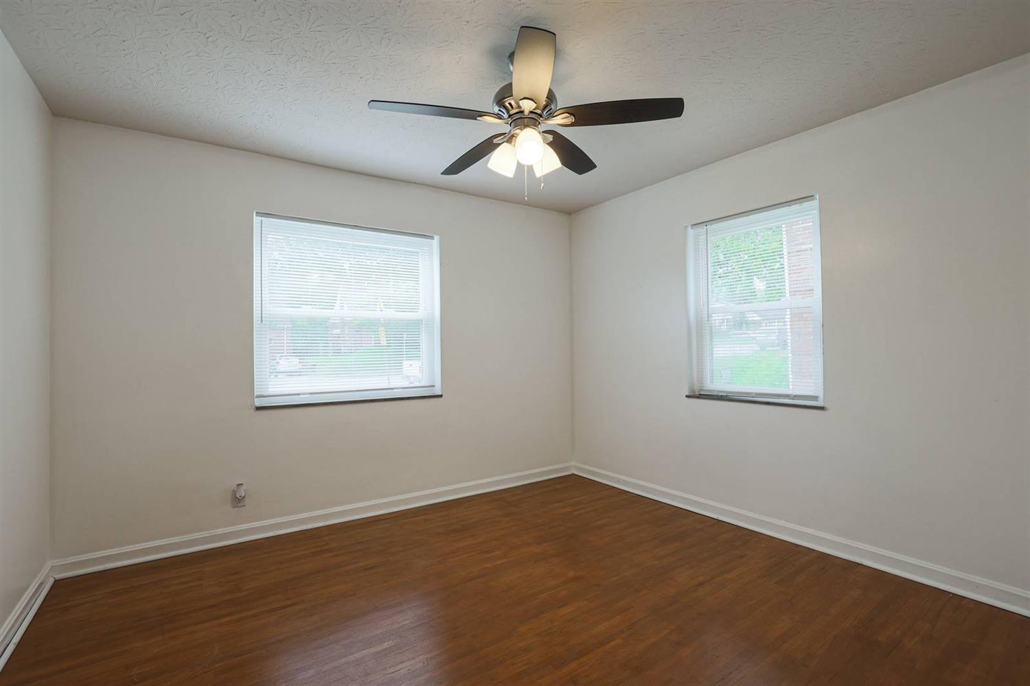 8061 Daly Road Cincinnati, OH 45224 - Photo 14 of 29