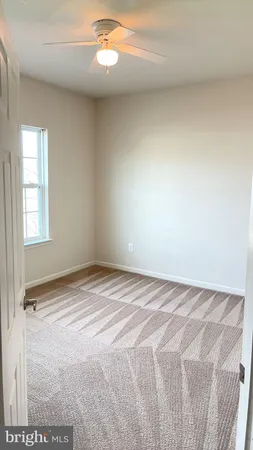 a view of empty room with window