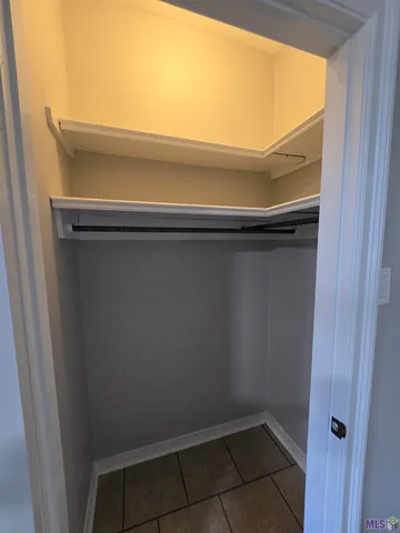 $1,300 | 225 Ocean Drive, Baton Rouge, LA 70806