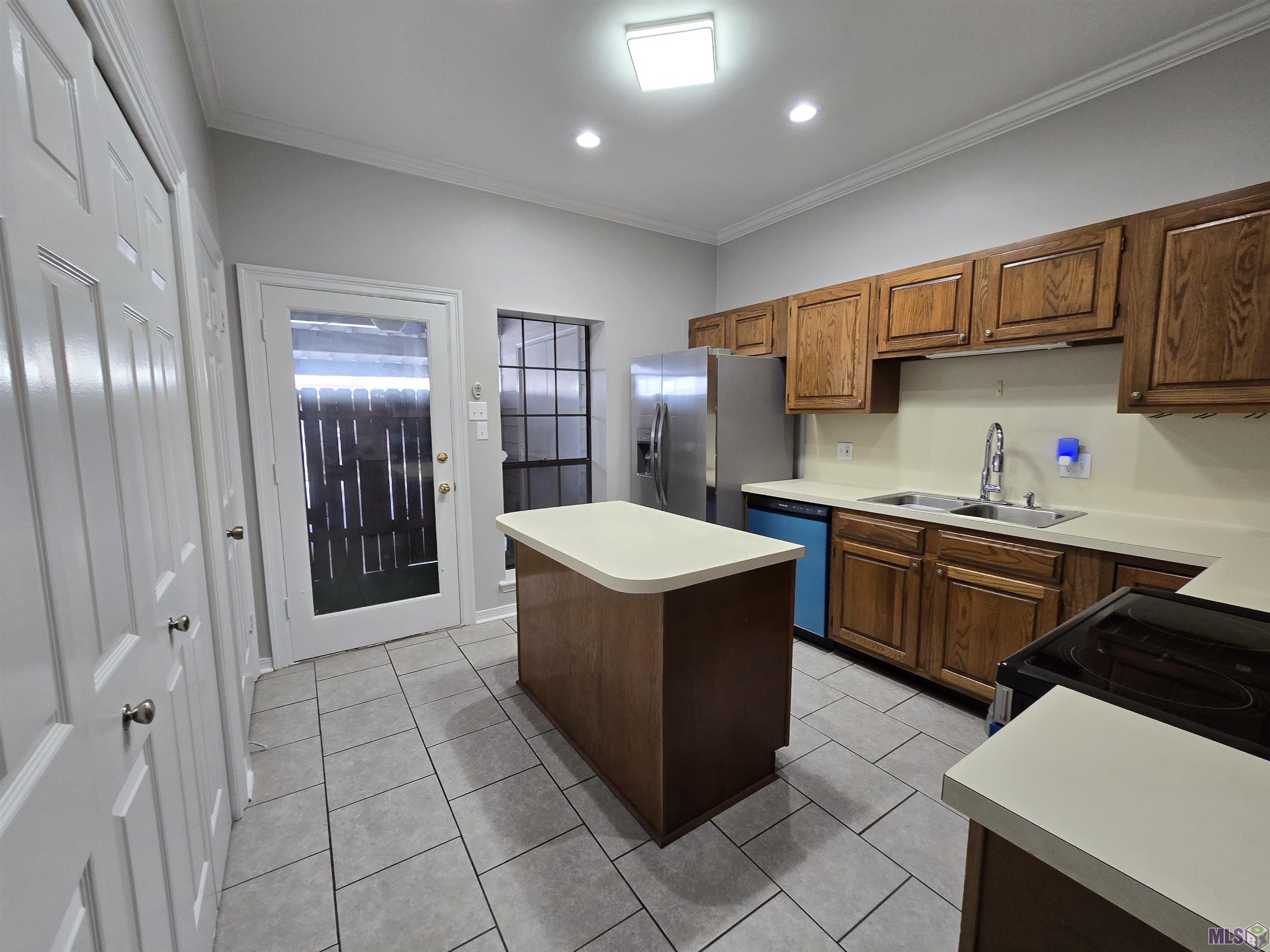 225 Ocean Drive Baton Rouge, LA 70806 - Photo 2 of 14