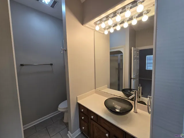 $1,300 | 225 Ocean Drive, Baton Rouge, LA 70806