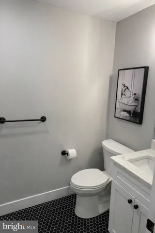 $4,250 | 13 Tanner Street, Unit A2, Haddonfield, NJ 08033