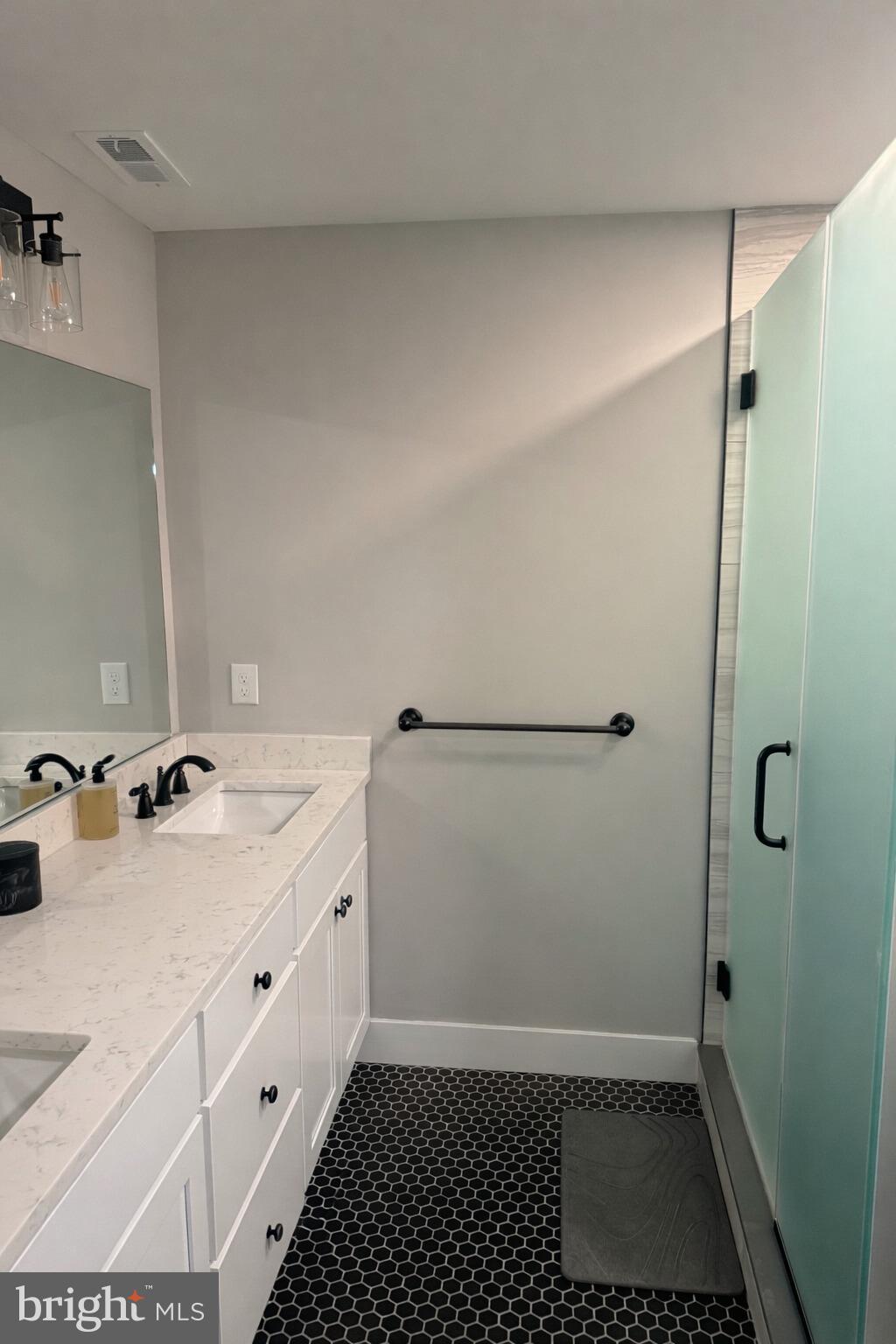 13 Tanner Street, Unit A2 Haddonfield, NJ 08033 - Photo 8 of 12 Primary Bathroom