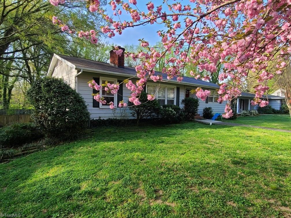 3016 Kinnamon Road Winston-Salem, NC 27104 - Photo 5 of 36 Gallery Image 5