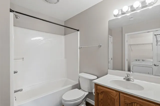 $200,000 | 1424 Bluegrass Lane, Champaign, IL 61822