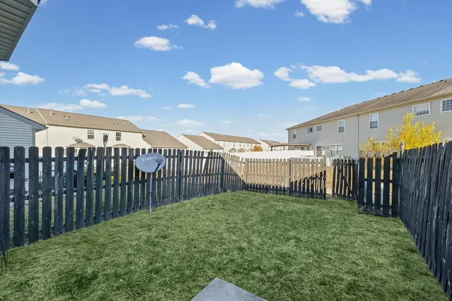 $200,000 | 1424 Bluegrass Lane, Champaign, IL 61822