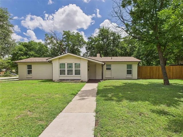 $240,000 | 5601 Oak Grove Road West, Fort Worth, TX 76134