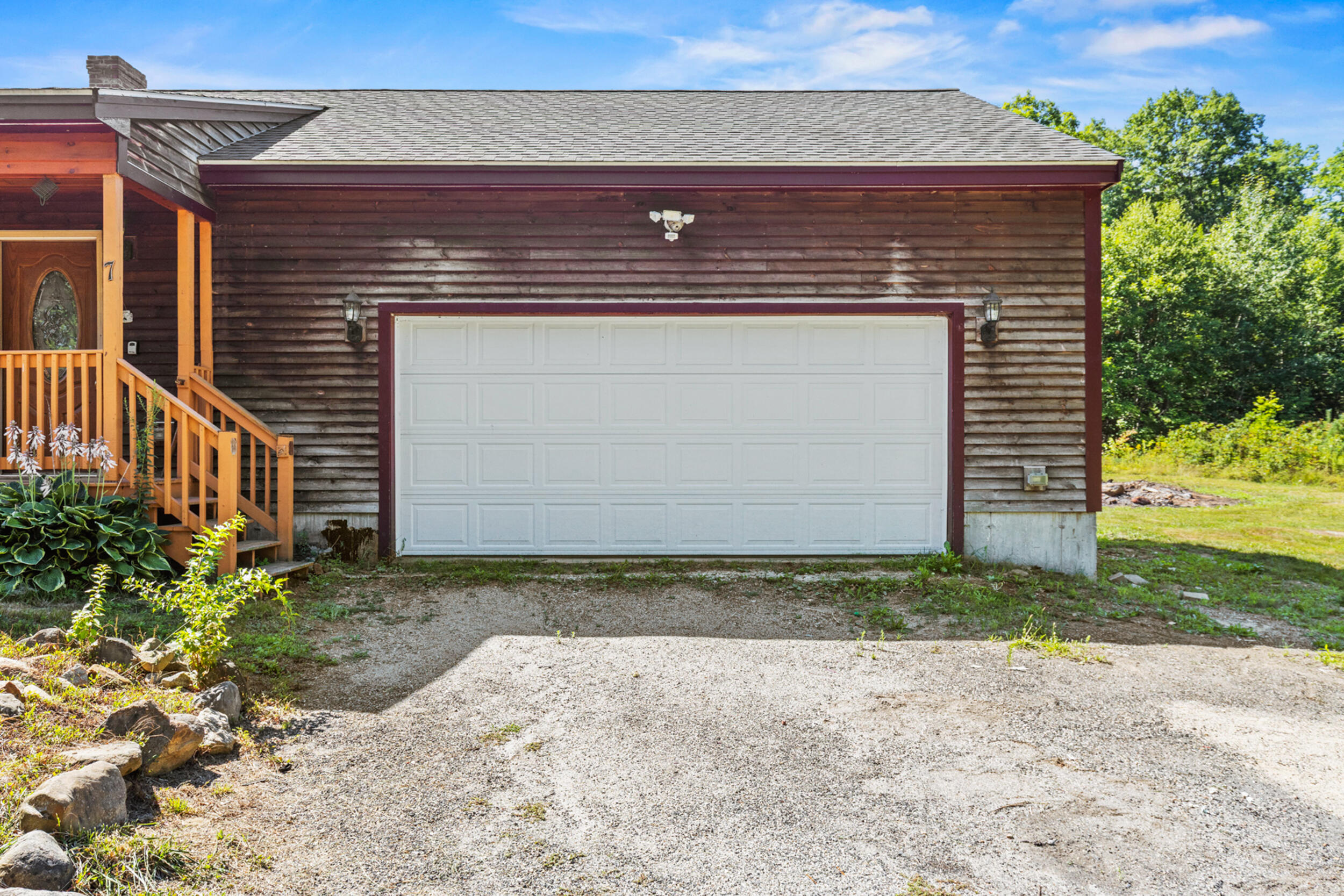 7 Mooers Road Waterboro, ME 04087 - Photo 4 of 35 garage