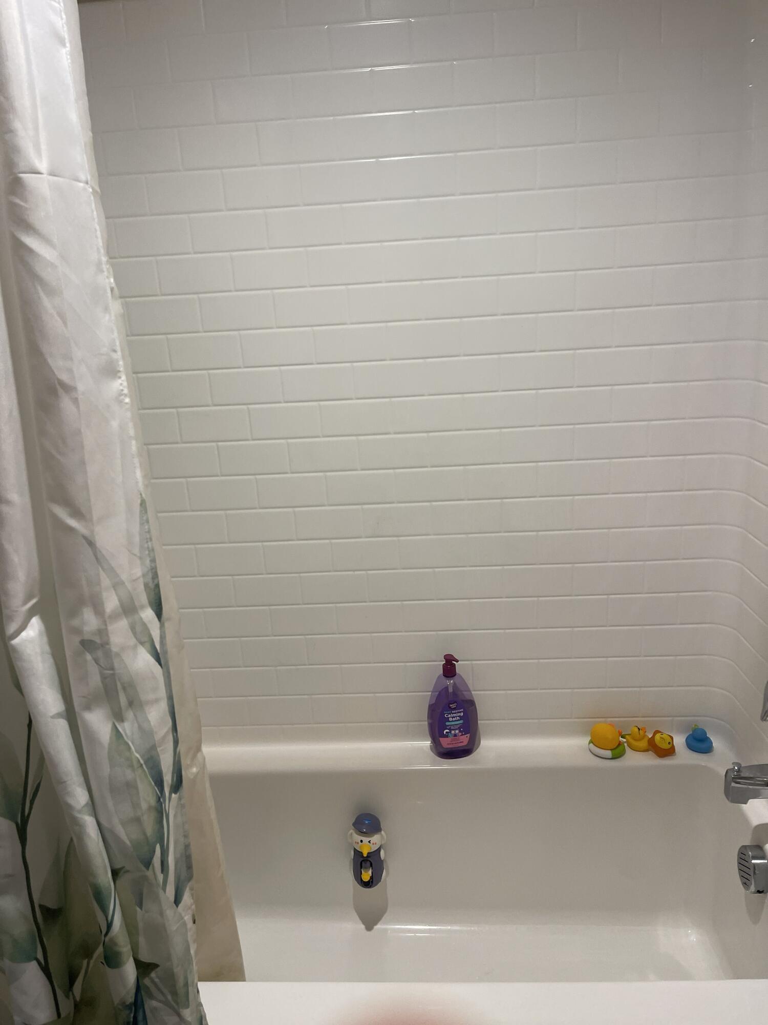 85226 Avenida Reforma Coachella, CA 92236 - Photo 6 of 7 a bathroom with a bathtub