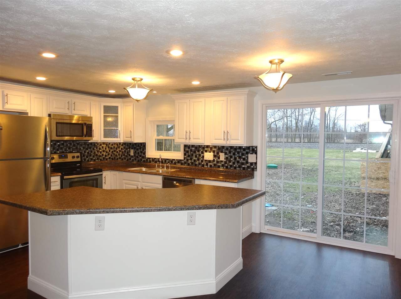 5716 South Delmar Road Marion, IN 46953 - Photo 3 of 35 Gallery Image 3