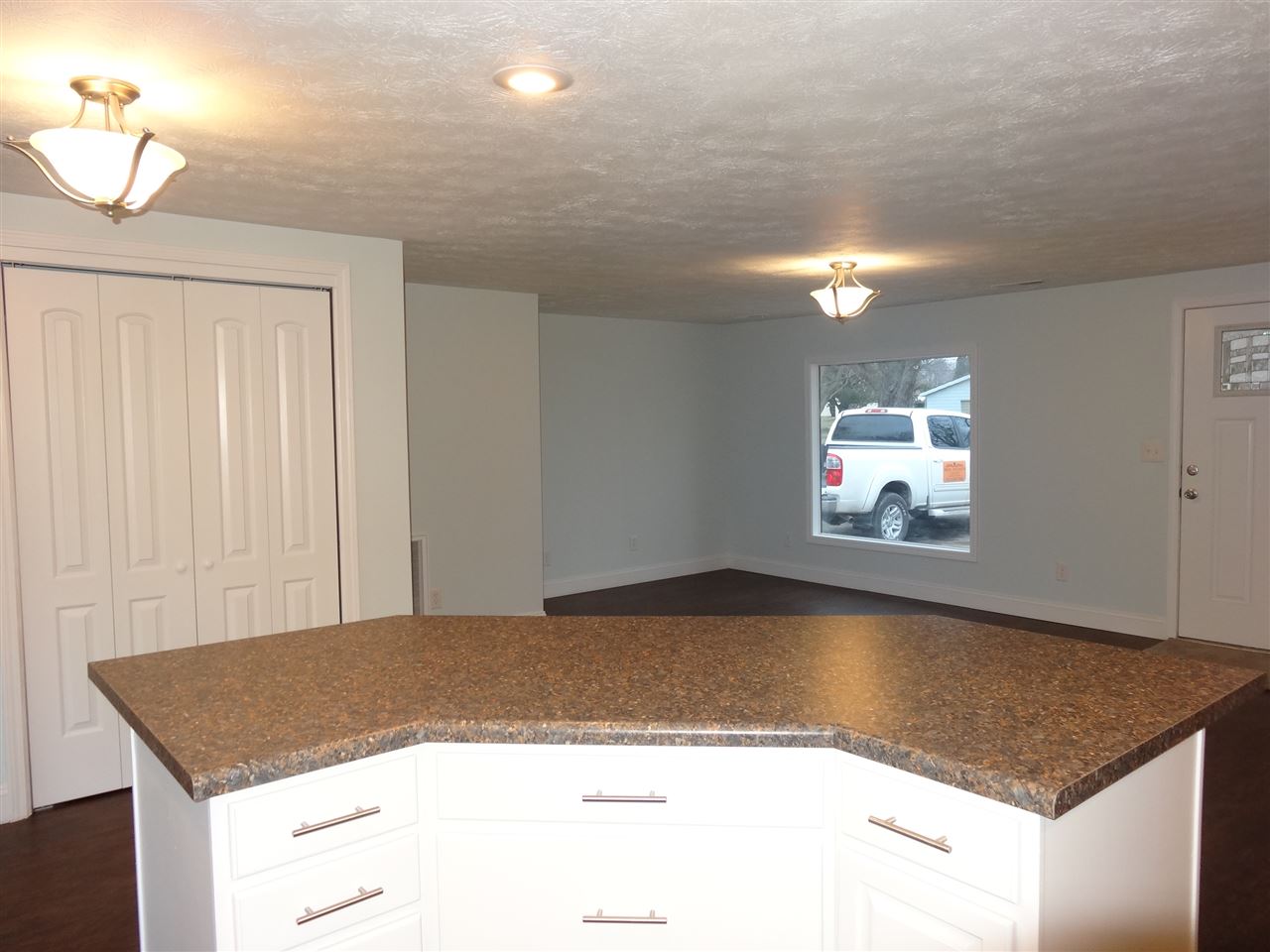 5716 South Delmar Road Marion, IN 46953 - Photo 5 of 35 Gallery Image 5