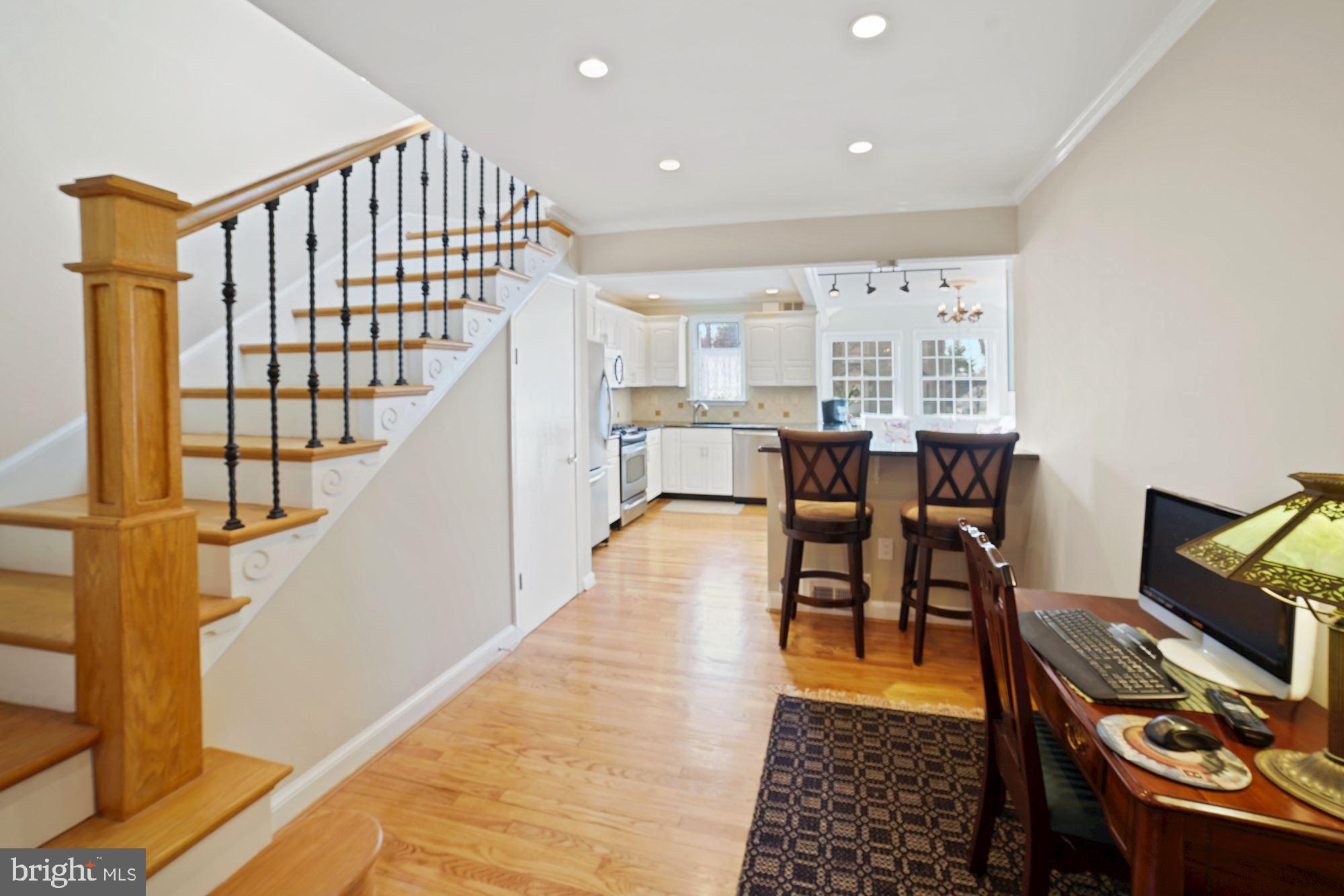 9103 Warren Street Silver Spring, MD 20910 - Photo 15 of 32