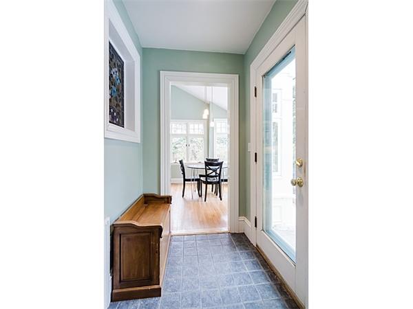 22 Braeburn Road Newton, MA 02466 - Photo 14 of 23 Gallery Image 14