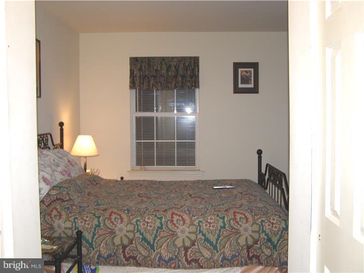 22 Cross Hill Road Sicklerville, NJ 08081 - Photo 12 of 17 Gallery Image 12
