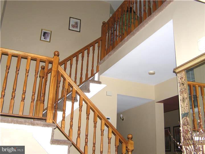 22 Cross Hill Road Sicklerville, NJ 08081 - Photo 3 of 17 Gallery Image 3