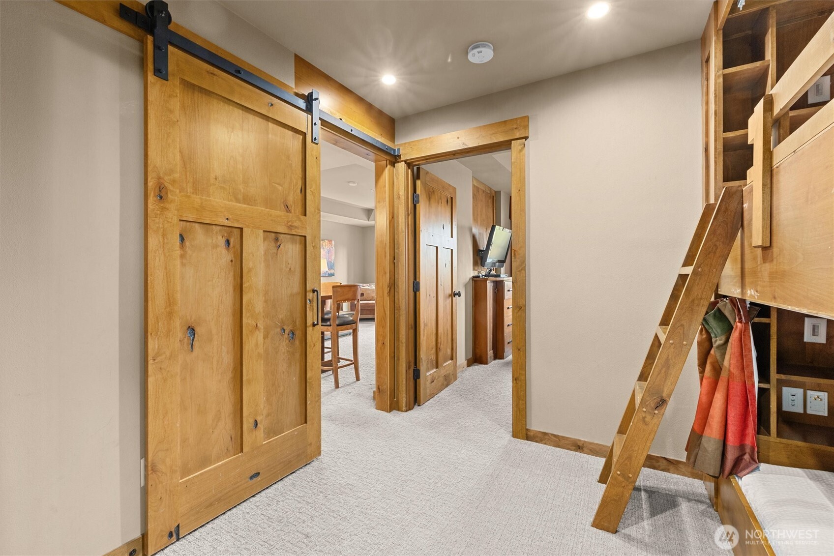 3770 Suncadia Trail, Unit 102 Cle Elum, WA 98922 - Photo 25 of 35 a view of an empty room