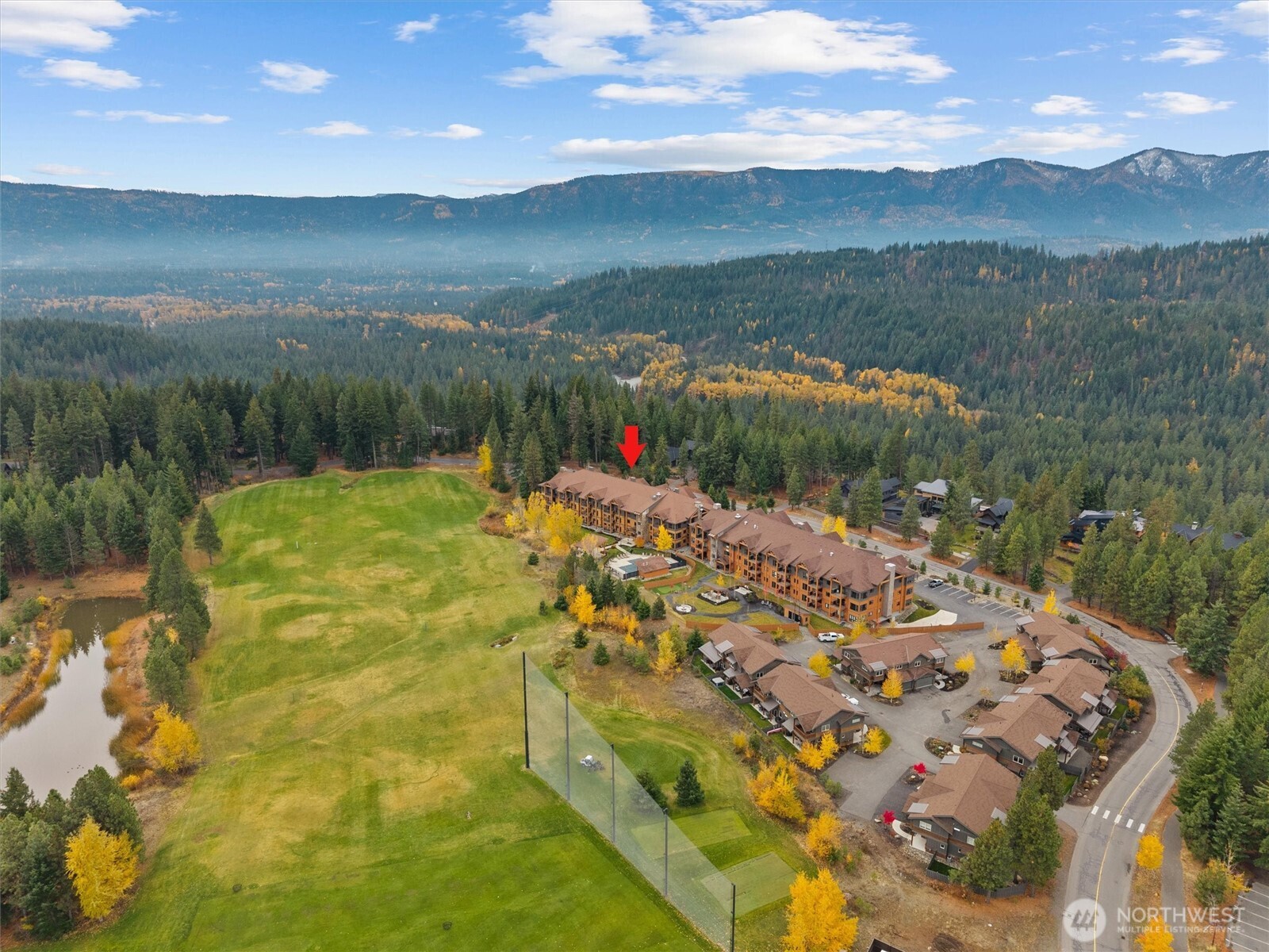 3770 Suncadia Trail, Unit 102 Cle Elum, WA 98922 - Photo 34 of 35 a view of an outdoor space and a yard