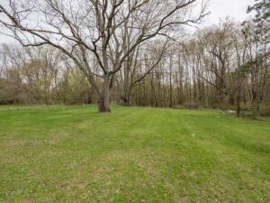 1516 Nazareth Road Kalamazoo, MI 49048 - Photo 32 of 34 32