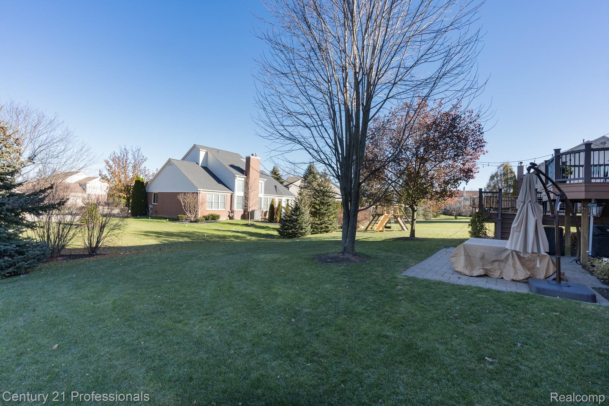 4245 Holly Lane Rochester, MI 48306 - Photo 48 of 48 backyard 2.jpg