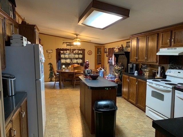 982 Walkers Chapel Road Adolphus, KY 42120 - Photo 7 of 15 Gallery Image 7