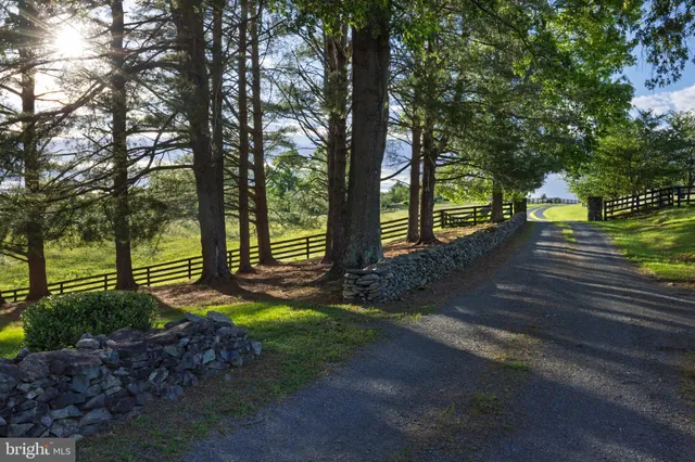 $4,250,000 | 35571 Millville Road, Middleburg, VA 20117