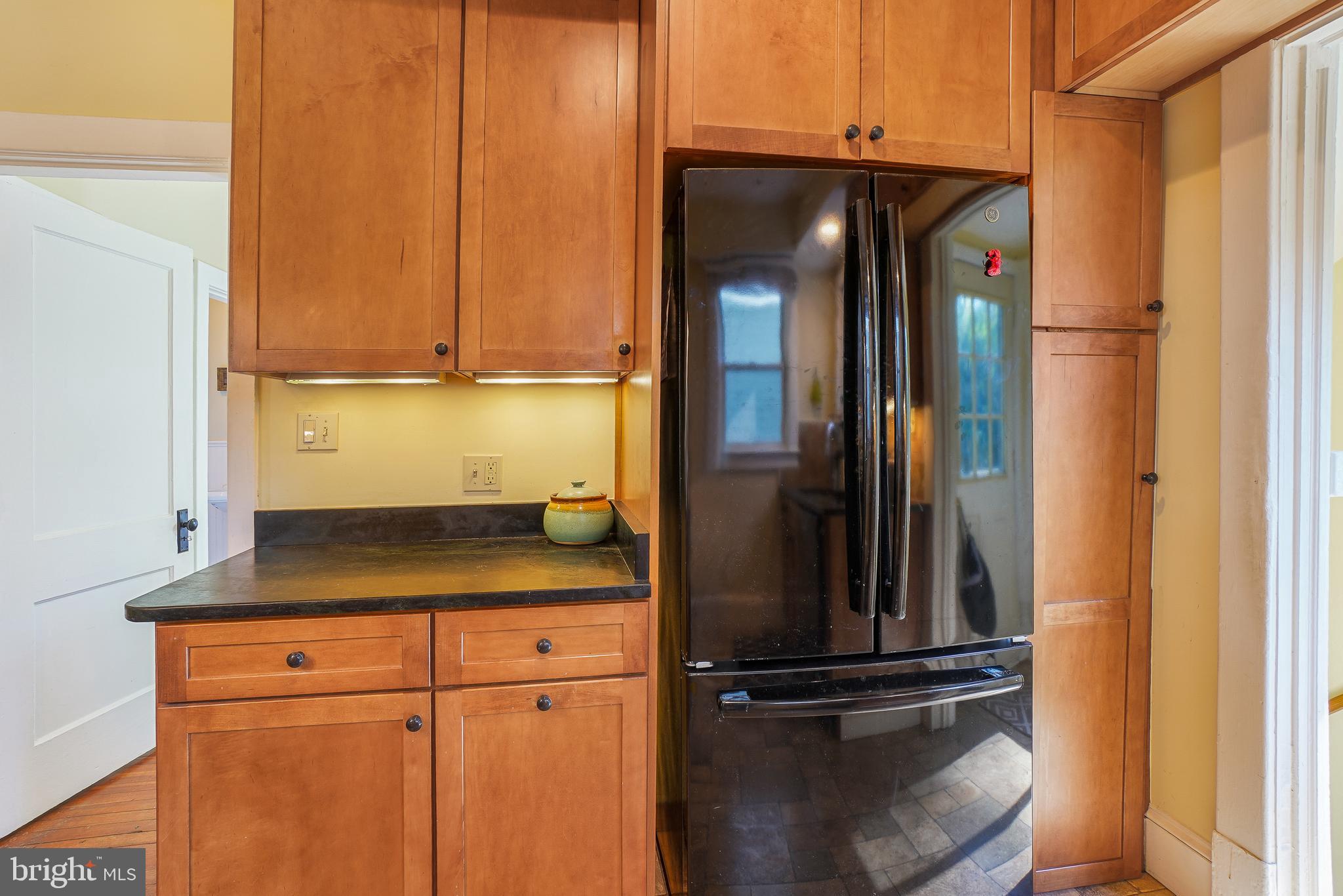 207 Spring Avenue Takoma Park, MD 20912 - Photo 18 of 40 Sleek Black Appliance Suite