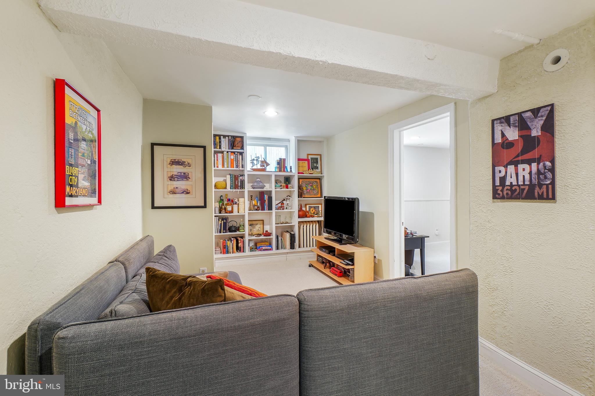 207 Spring Avenue Takoma Park, MD 20912 - Photo 22 of 40 Family Rom with Built-Ins